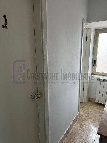Piata Alba Iulia Fara Comision! Birouri 230 mp-centrala proprie- etaj 5-bloc '90